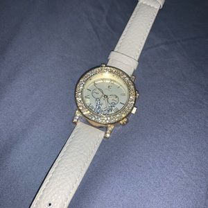 Cream/Gold Fashion Watch